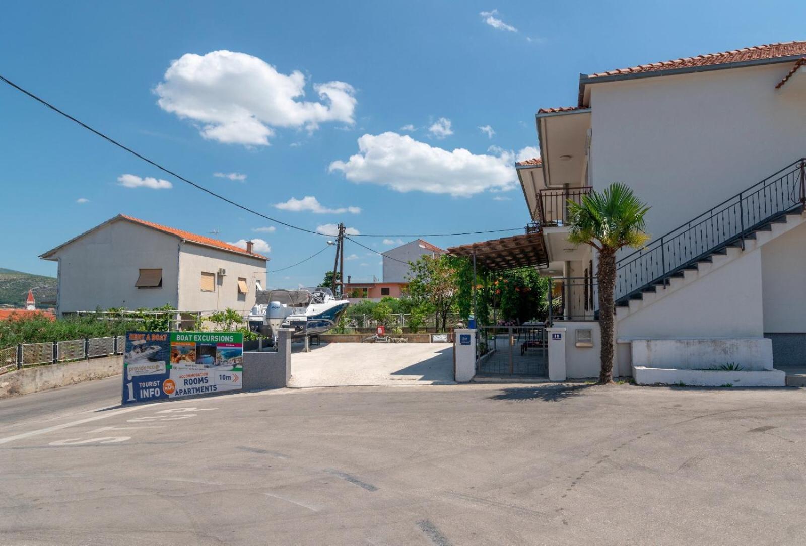 Karmen Apartment Trogir